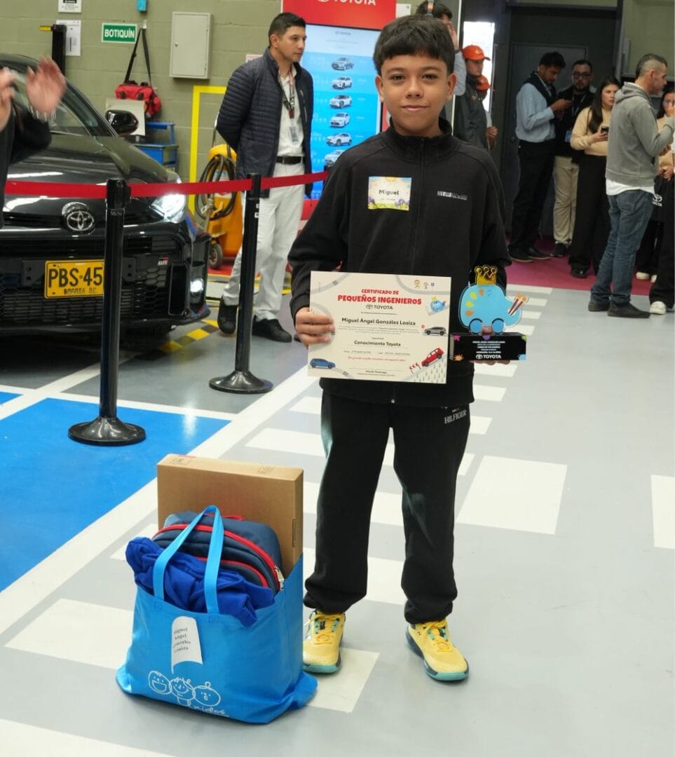 Dream Car 2026: los sueños de dos niños colombianos que ahora viajarán hasta Japón V12MAGAZINE Dos niños colombianos llevarán hasta Japón sus sueños sobre ruedas tras ganar Dream Car 2026, el concurso de Toyota que invita a imaginar cómo podría ser la movilidad del futuro. V12MAGAZINE