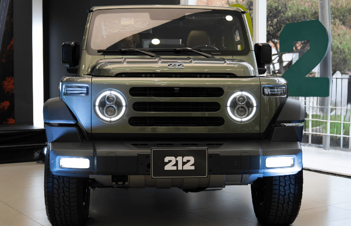 212 T01 Adventure