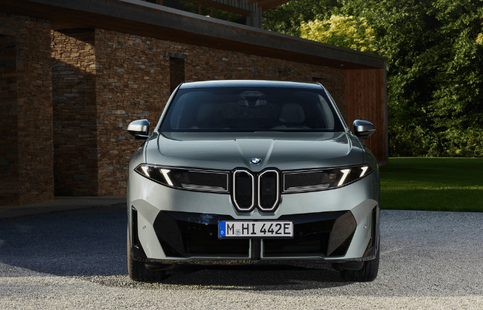 BMW iX4 2027