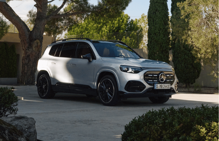 Mercedes-Benz GLB 220 4MATIC llega a Colombia: siete puestos y nueva tecnología híbrida V12MAGAZINE Mercedes-Benz GLB 220 4MATIC