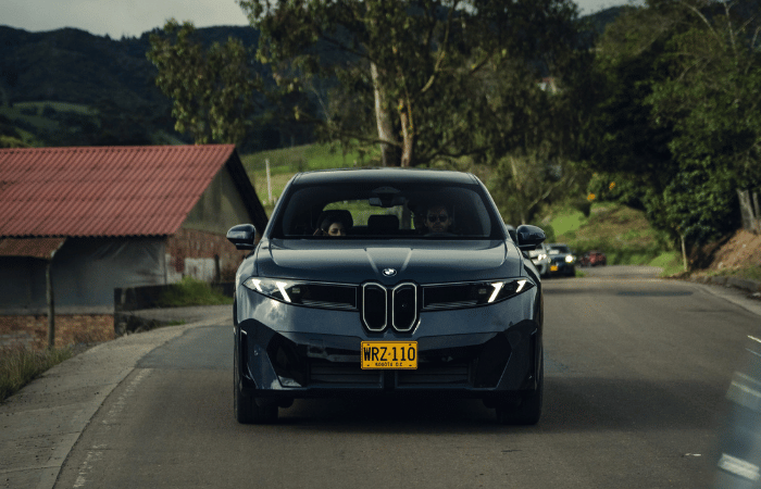 BMW iX3: probamos en carretera el eléctrico que estrena una nueva era para la marca V12MAGAZINE BMW iX3