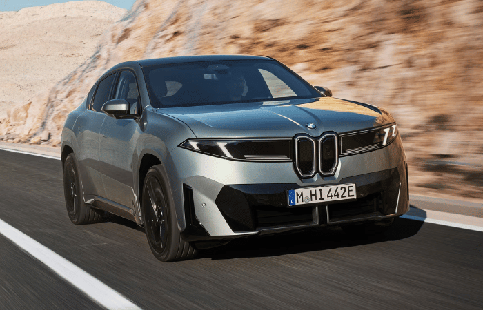 BMW iX4 2027