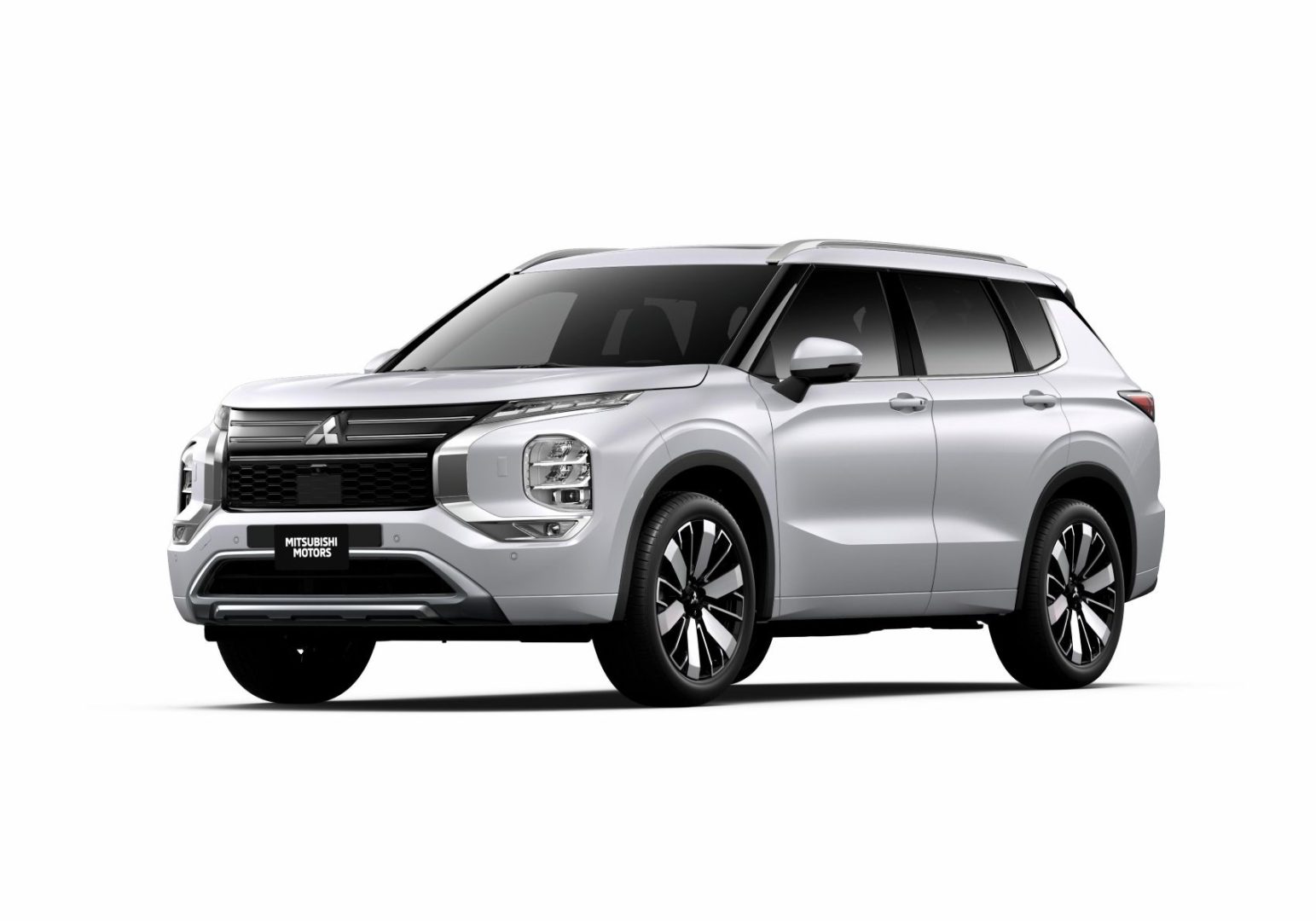Siete pasajeros, tracción integral S-AWC y equipamiento orientado al confort. Analizamos qué ofrece la Mitsubishi Outlander para viajar en familia por Colombia. V12MAGAZINE