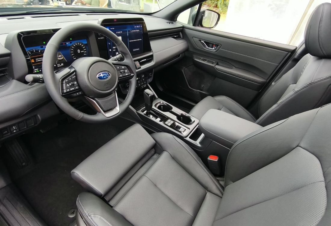 La séptima generación de la Subaru Outback cambia radicalmente su imagen y se acerca al mundo SUV sin abandonar el Bóxer, el Symmetrical AWD y su espíritu aventurero. La probamos para descubrir qué ofrece realmente en Colombia. V12MAGAZINE